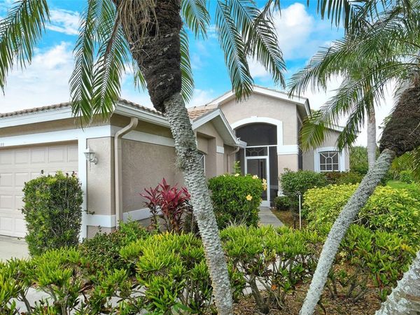 9411 FOREST HILLS CIRCLE , SARASOTA, FL 34238