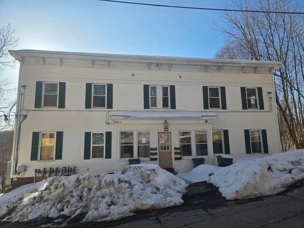 40 Garnet Street, Unit 4, Fitchburg, MA 01420