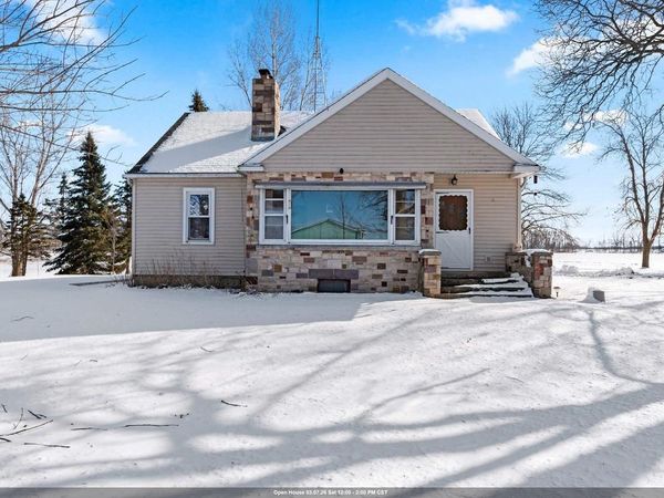 W1350 COTTONVILLE COURT, Berlin, WI 54923