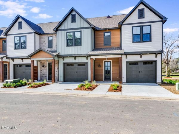 425 Heart D Farm Road, Unit 1-10, Youngsville, LA 70592