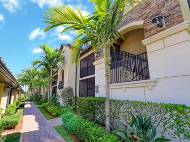 28022 Bridgetown CT, Unit 4825, BONITA SPRINGS, FL 34135