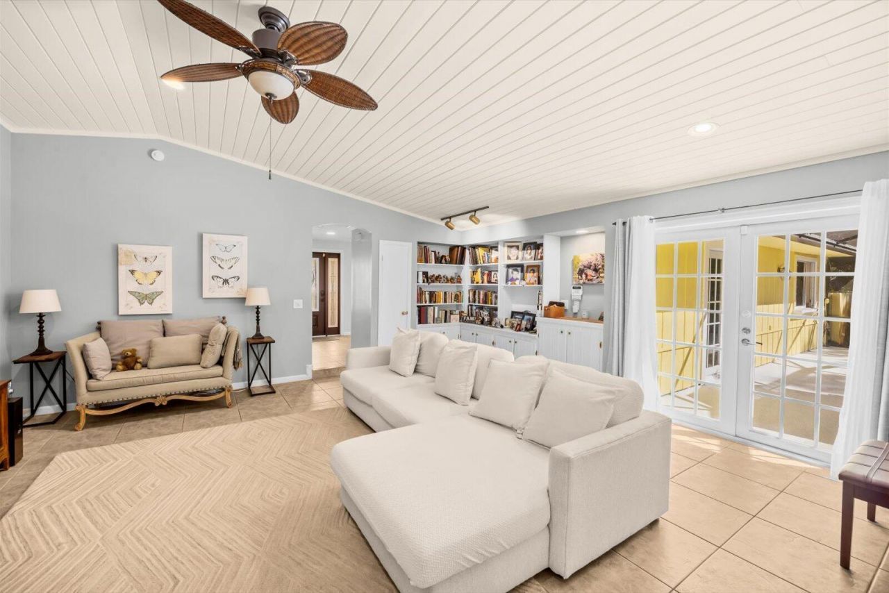 1918 SW Crane Creek Avenue, Palm City, FL 34990 Photo