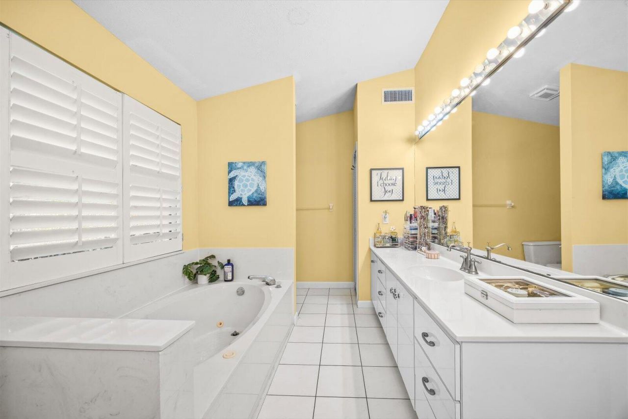 1918 SW Crane Creek Avenue, Palm City, FL 34990 Photo