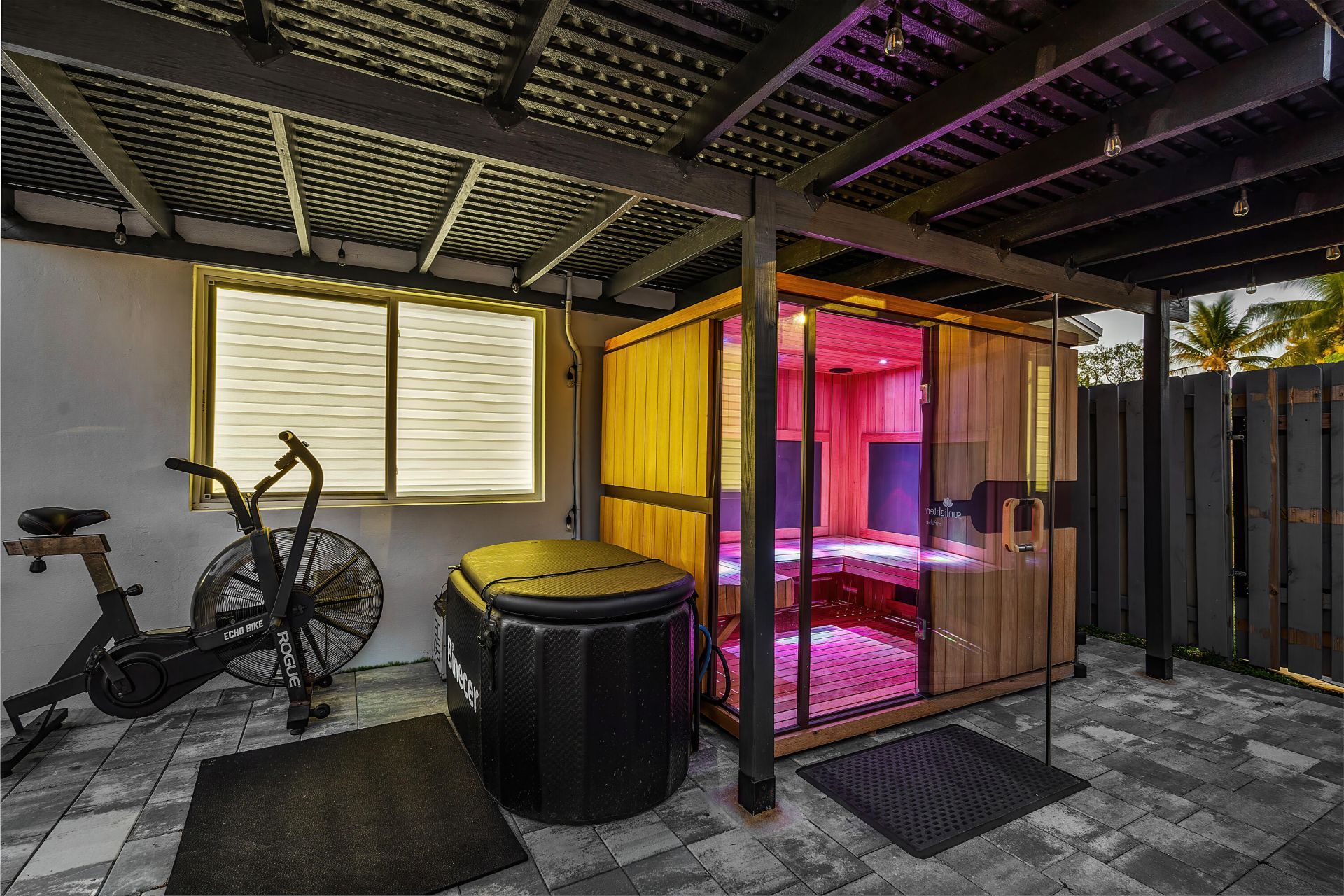 950 NE 23rd Place, Pompano Beach, FL 33064 Photo