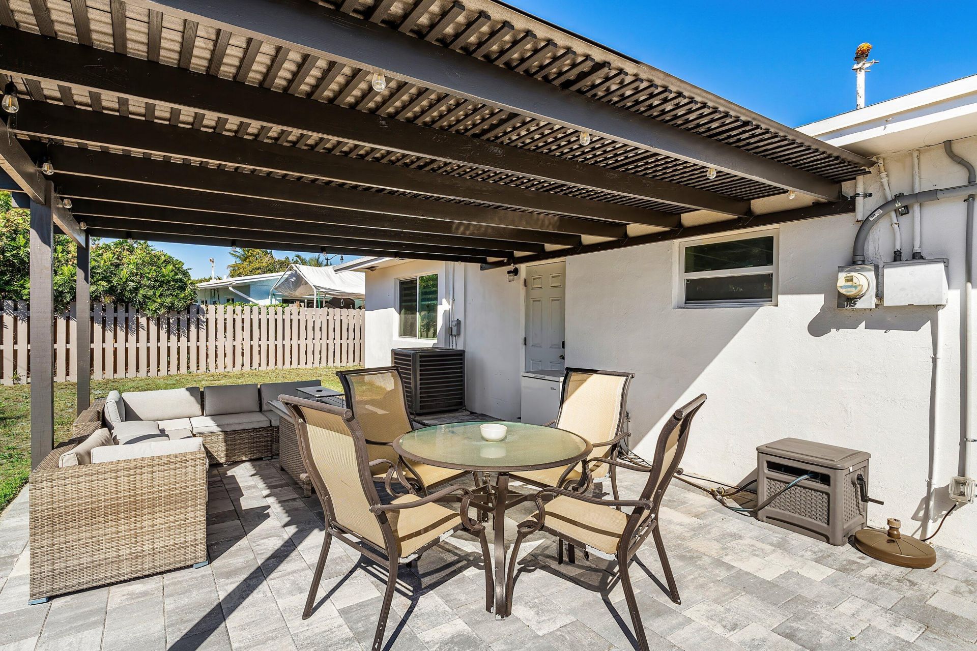 950 NE 23rd Place, Pompano Beach, FL 33064 Photo