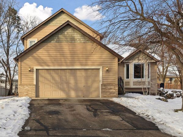 13632 Princeton Circle, Savage, MN 55378