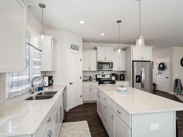 404 Grant Avenue SE, Hutchinson, MN 55350