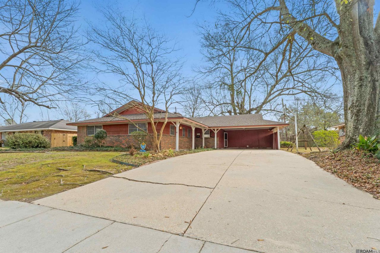 937 Westbrook Dr, Baton Rouge, LA 70815 Main Photo