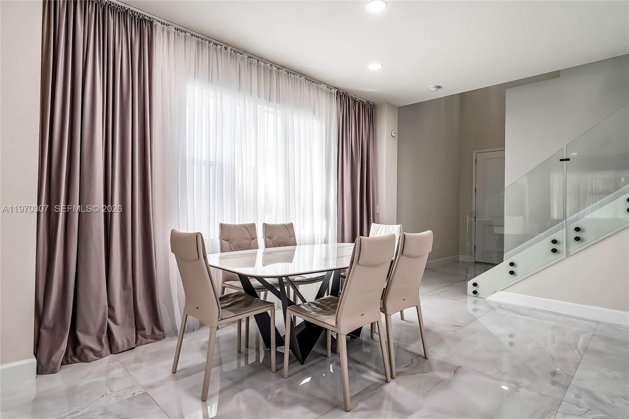 4566 Ficus St , Hollywood, FL 33021 Photo