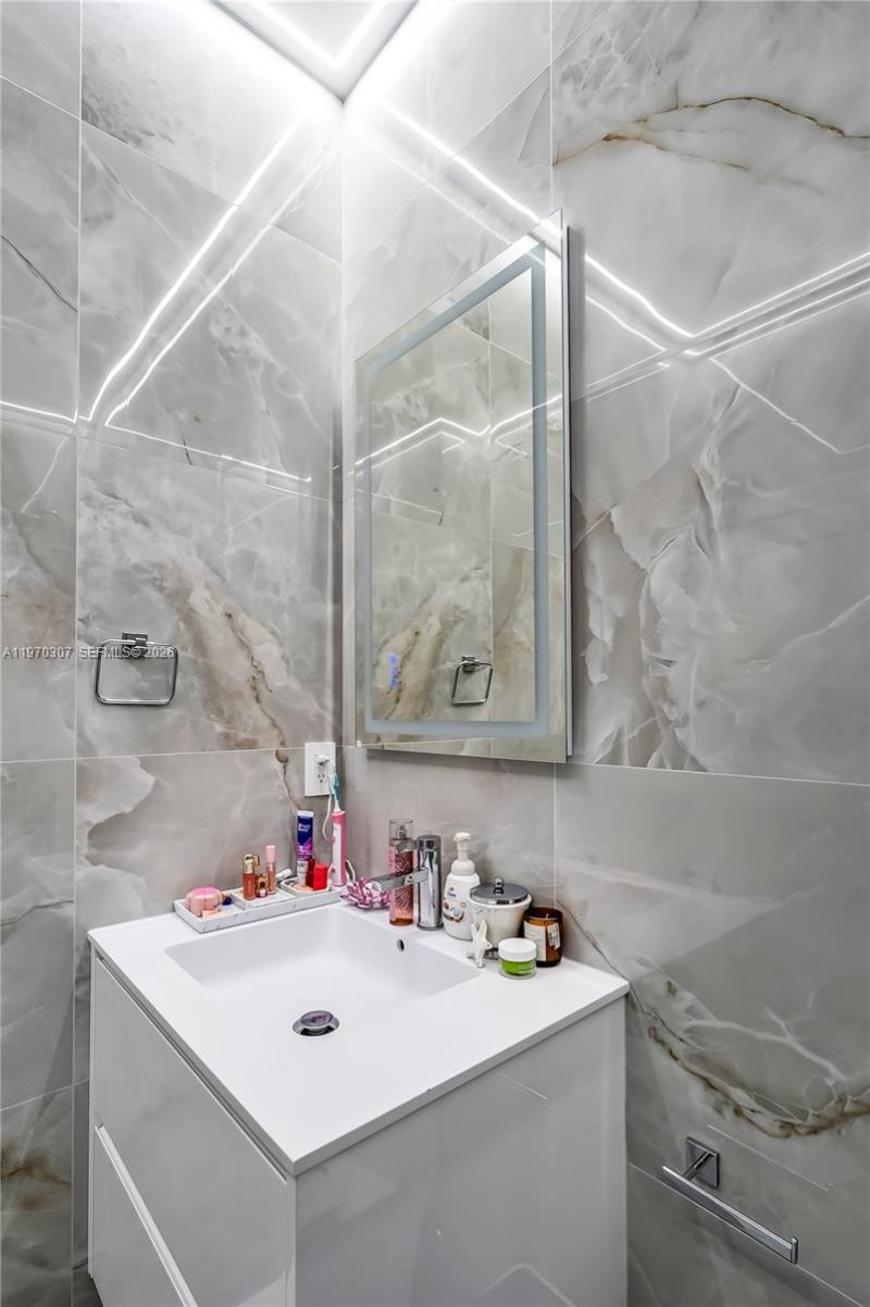 4566 Ficus St , Hollywood, FL 33021 Photo