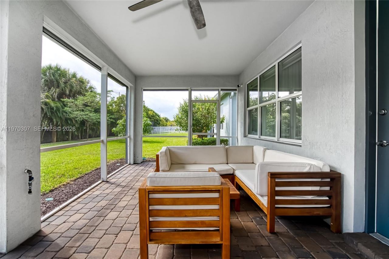 4566 Ficus St , Hollywood, FL 33021 Photo