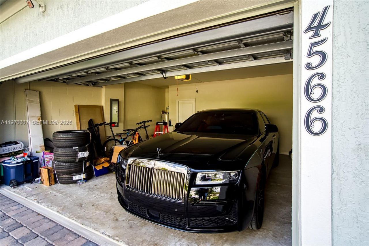 4566 Ficus St , Hollywood, FL 33021 Photo