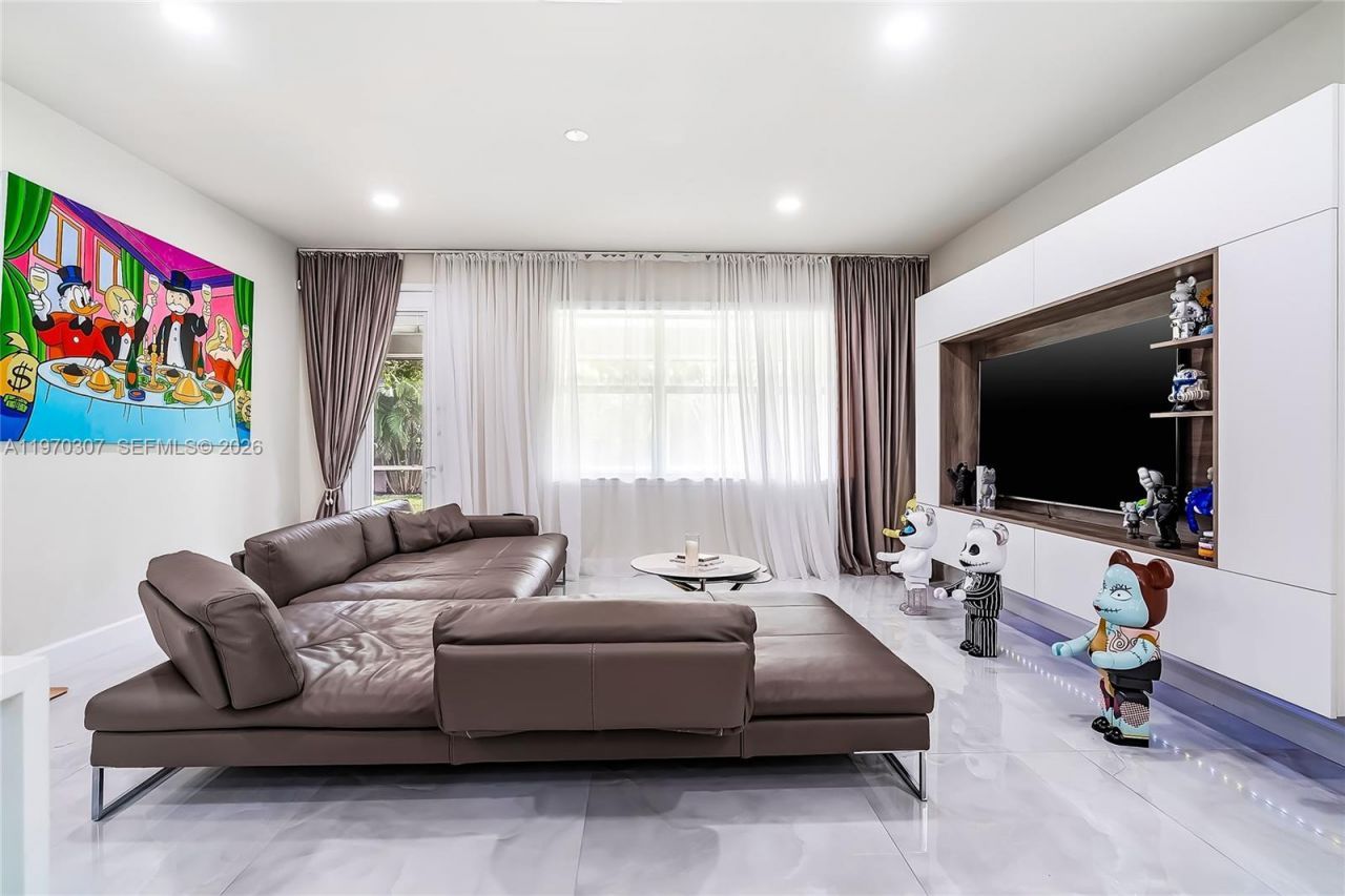 4566 Ficus St , Hollywood, FL 33021 Photo