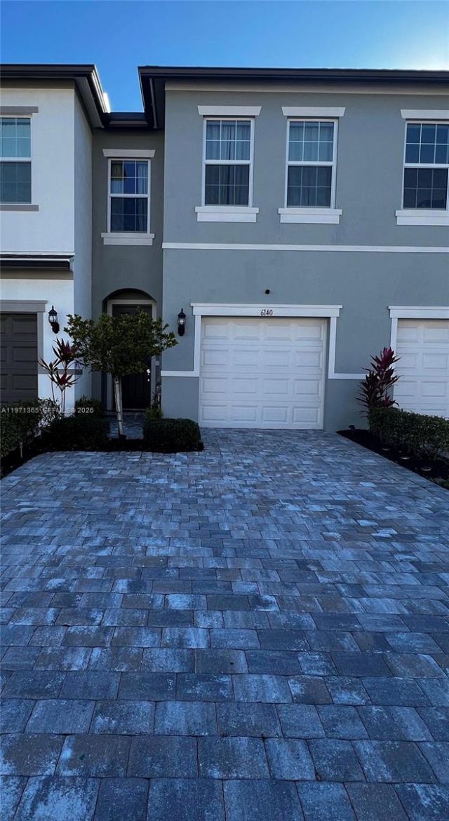6140 Planta Ln, Unit 6140, Greenacres, FL 33415 Main Photo