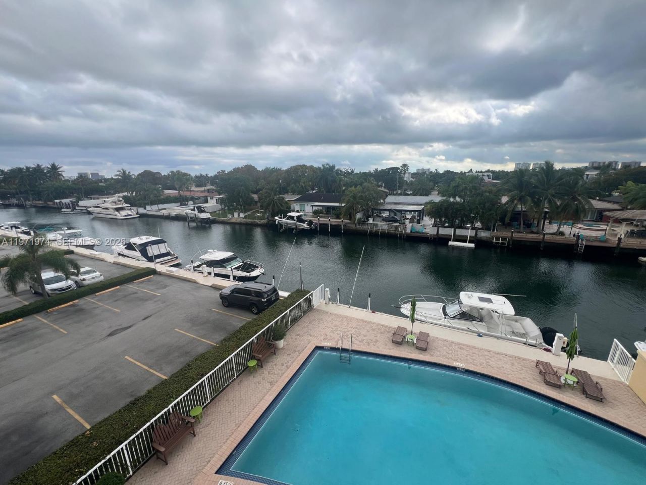 2000 NE 135th St, Unit 406, North Miami, FL 33181 Photo