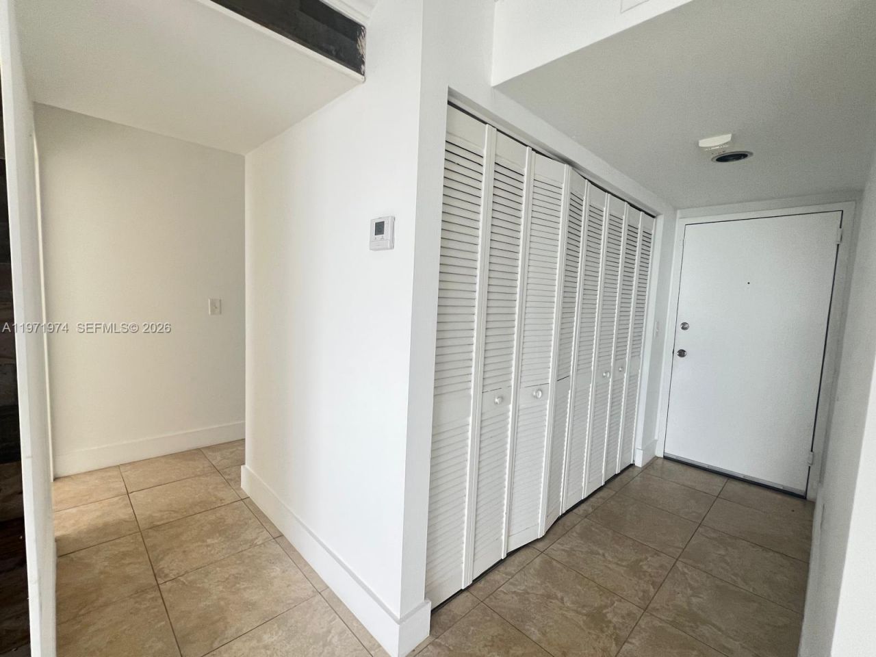 2000 NE 135th St, Unit 406, North Miami, FL 33181 Photo