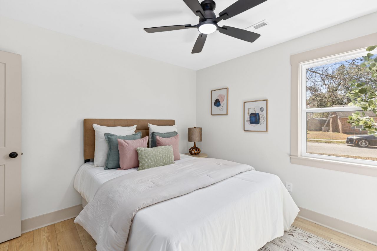 418 Carolina Circle Photo 12