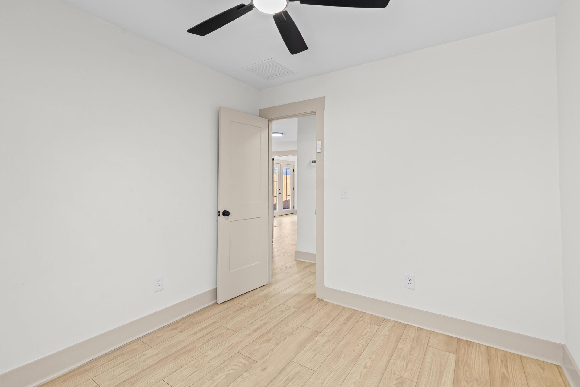 418 Carolina Circle Photo 23