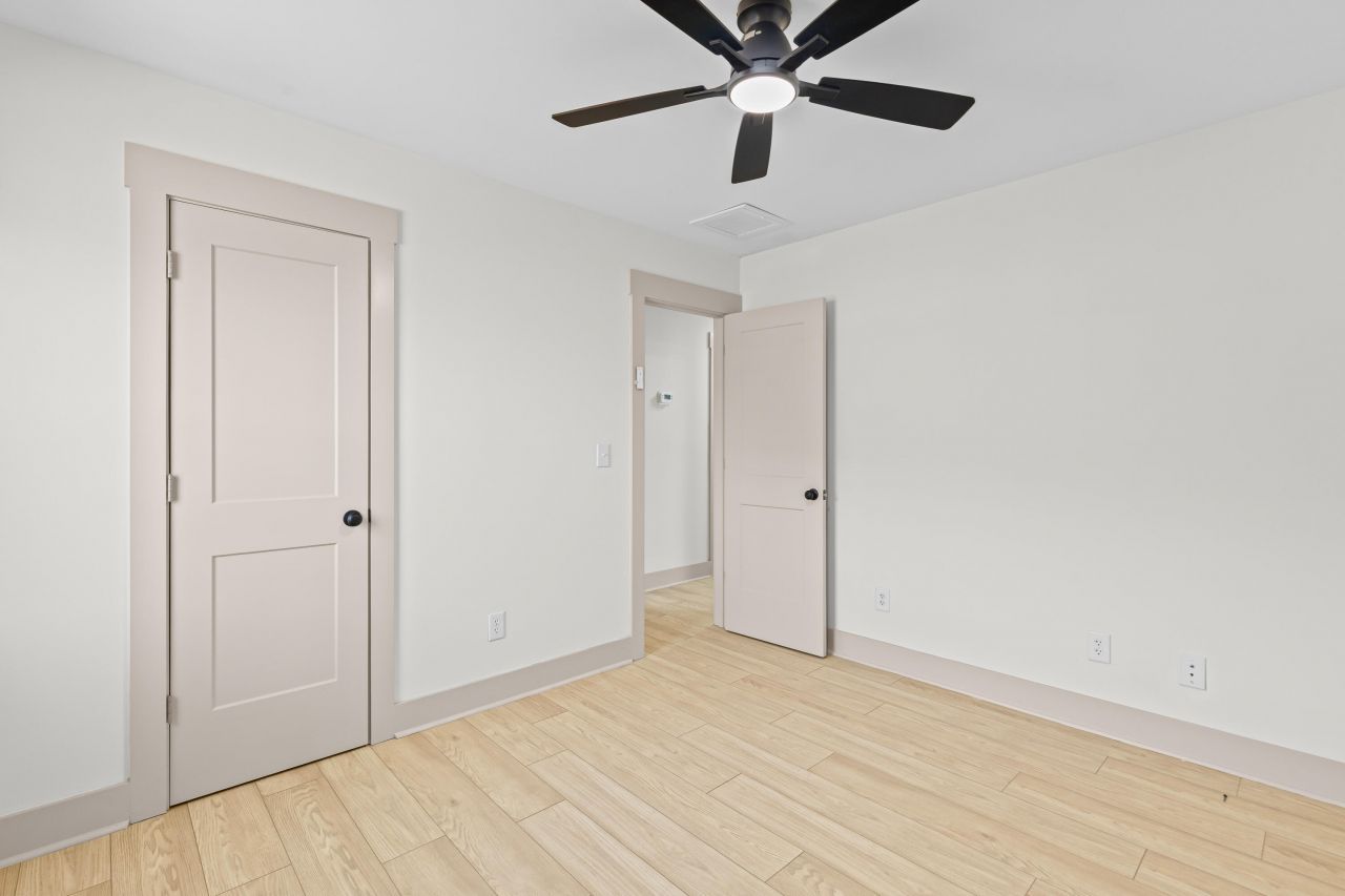 418 Carolina Circle Photo 24