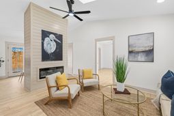 418 Carolina Circle photo 4