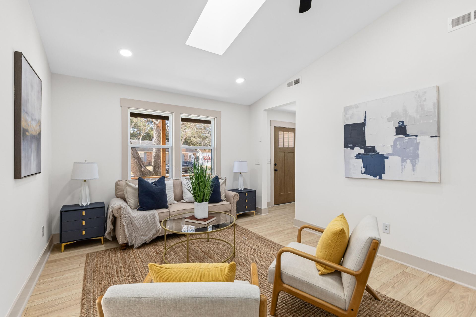 418 Carolina Circle Photo 7