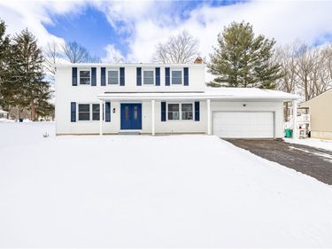 1427 Tudor Way, Farmington, NY 14425