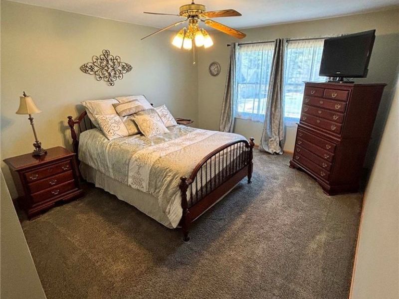 907 Park Village Drive, Louisville, OH 44641 Photo 20