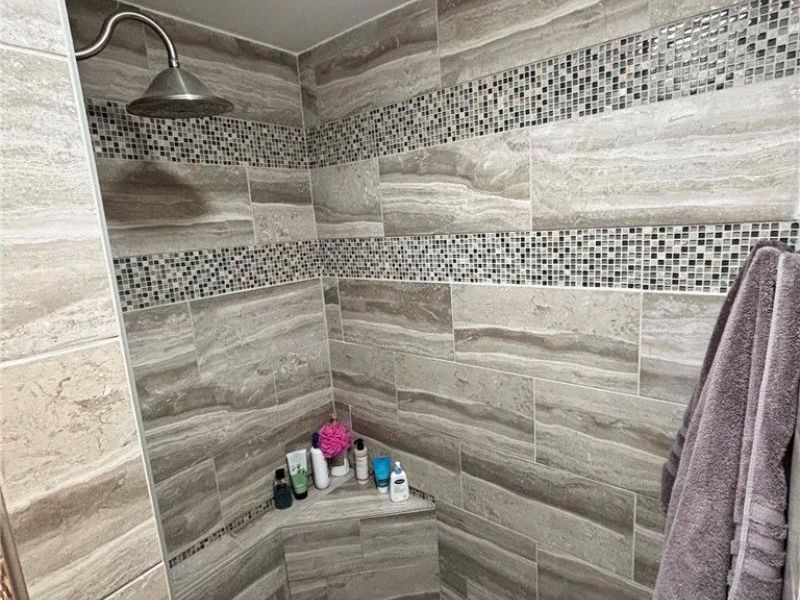 907 Park Village Drive, Louisville, OH 44641 Photo 23