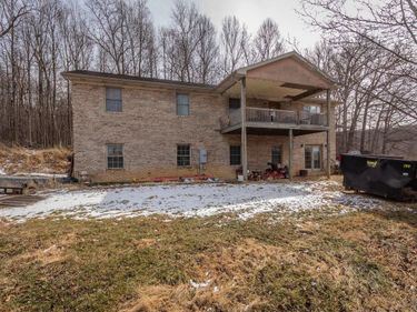 3950 HAPPY VALLEY RD, KEEZLETOWN, VA 22832