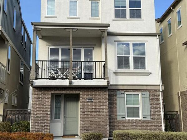 7229 7229 Calistoga Ln, Dublin, CA 94568