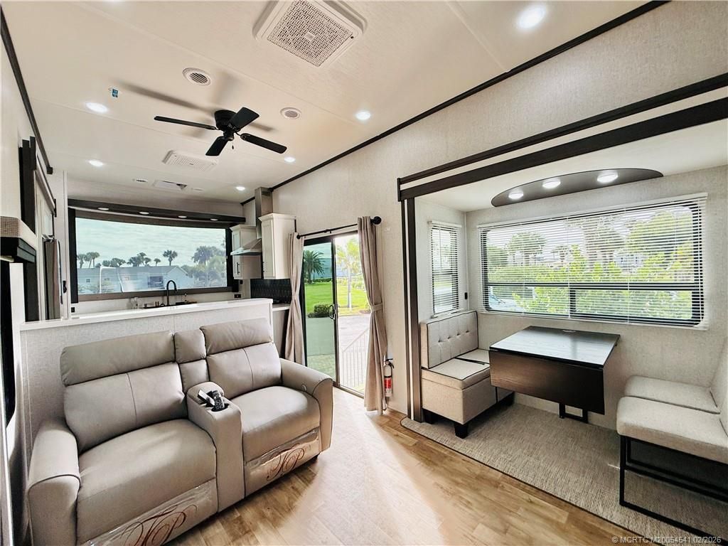 10725 S Ocean Drive, Unit 393, Jensen Beach, FL 34957 Photo