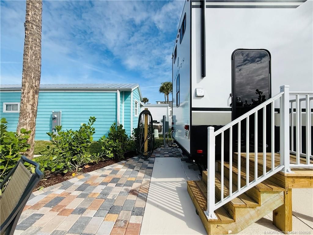 10725 S Ocean Drive, Unit 393, Jensen Beach, FL 34957 Photo