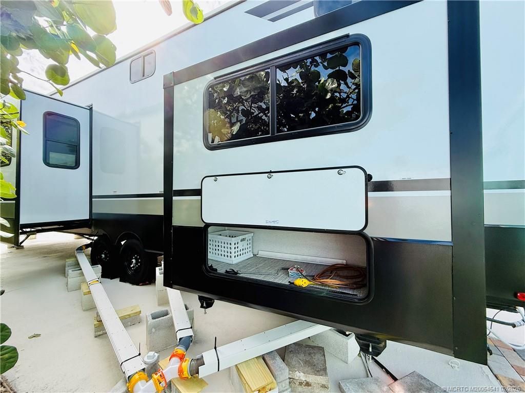 10725 S Ocean Drive, Unit 393, Jensen Beach, FL 34957 Photo