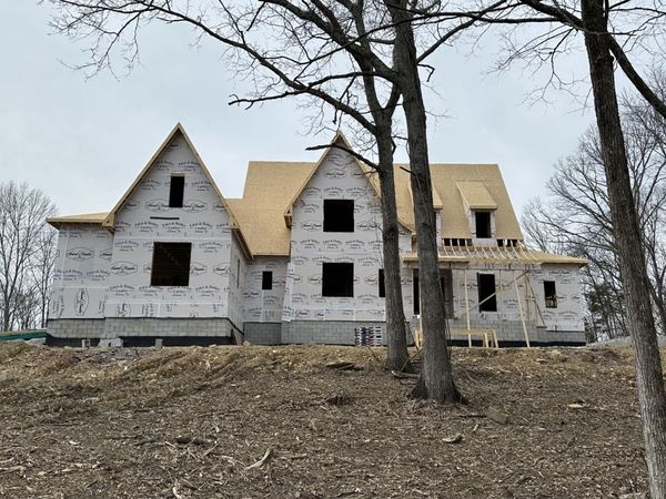 915 Cooks Rd , Mount Juliet, TN 37122