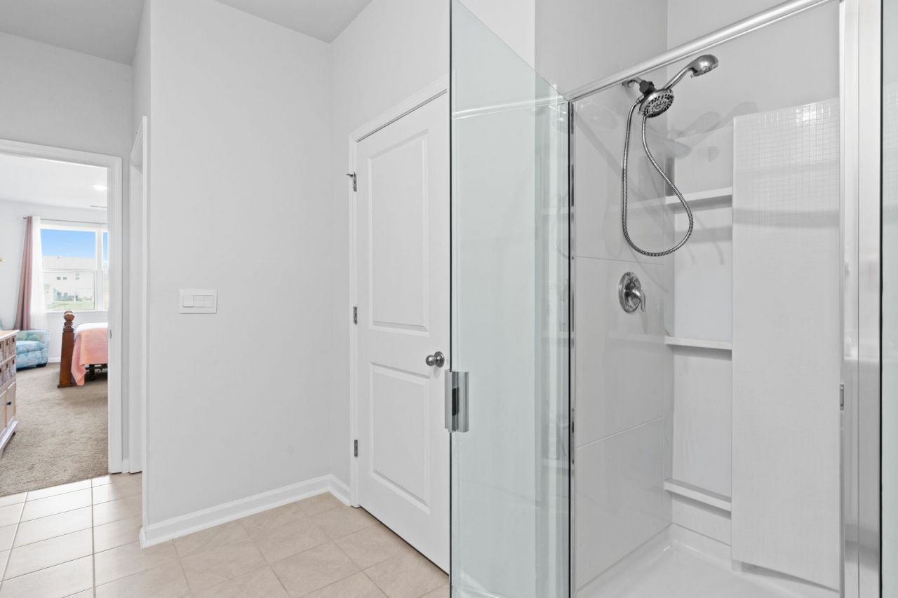 955 Irving Dr. Photo 17