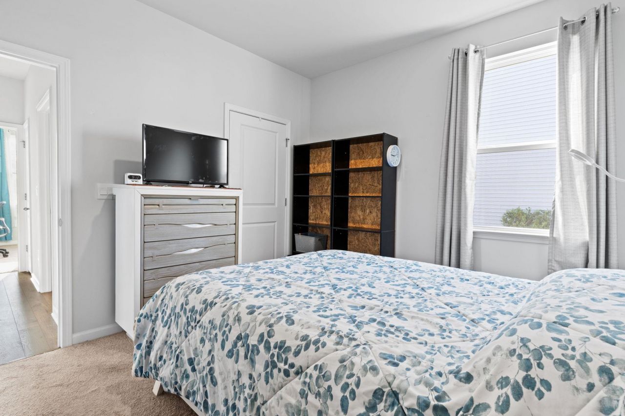 955 Irving Dr. Photo 20