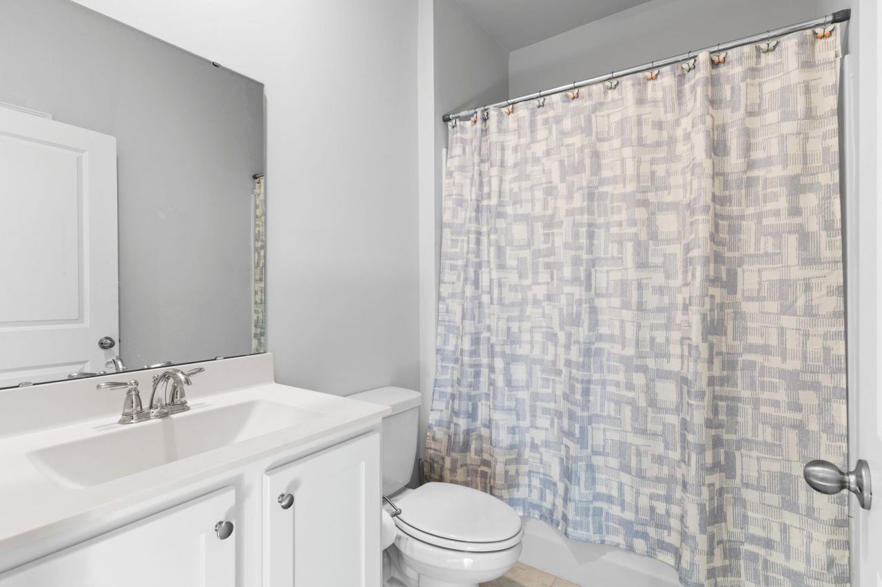 955 Irving Dr. Photo 21