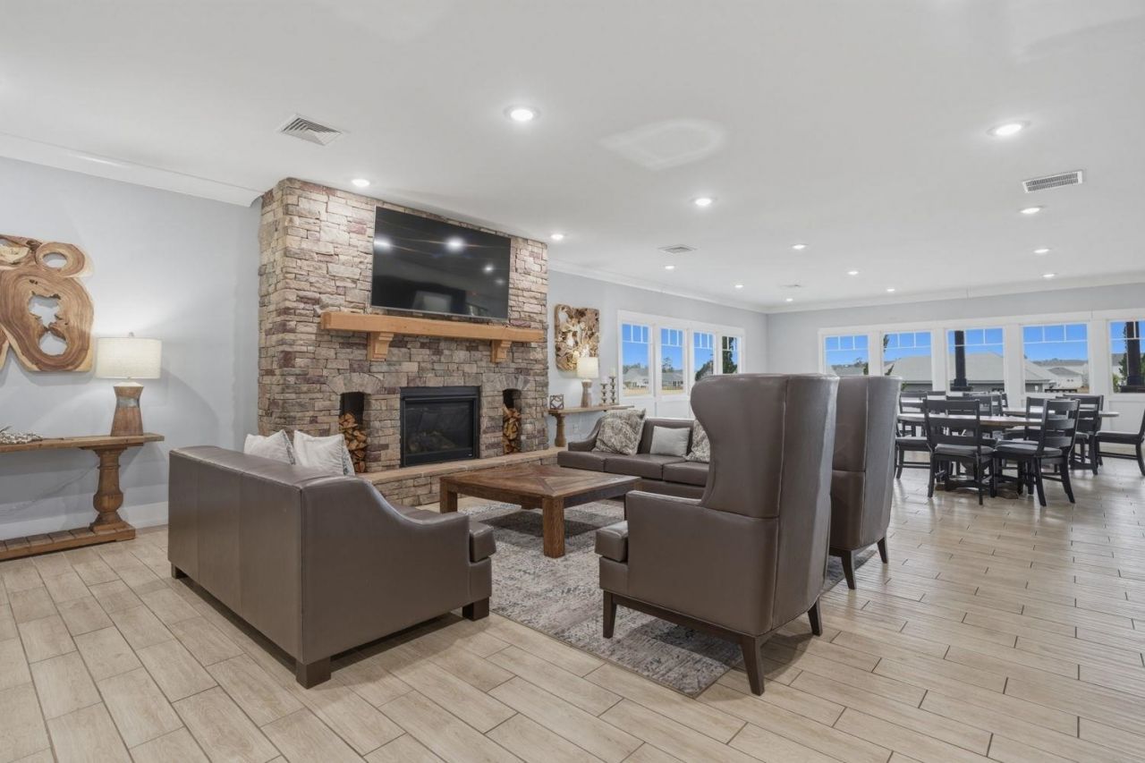 955 Irving Dr. Photo 40