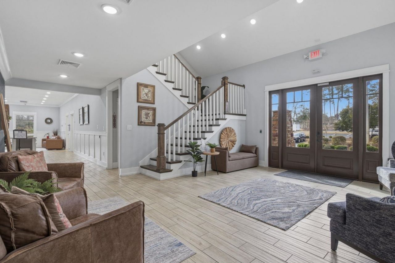 955 Irving Dr. Photo 45