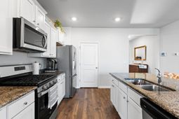 955 Irving Dr. photo 4