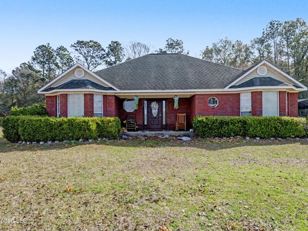 142 Lynne Lane, Lucedale, MS 39452