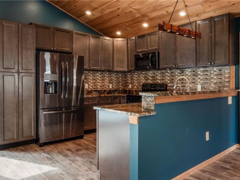 8160 Butcher Knife Road, Roseville, OH 43777 Photo 10