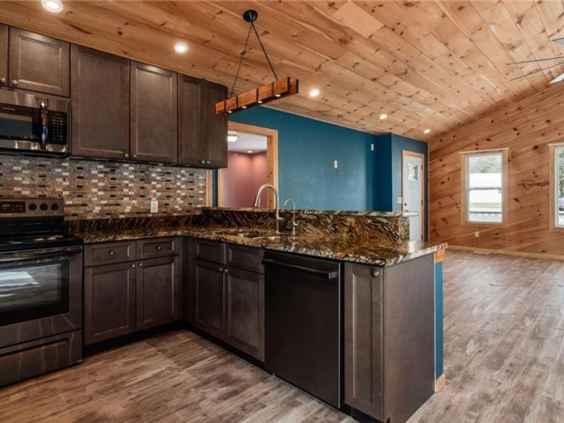 8160 Butcher Knife Road, Roseville, OH 43777 Photo 13