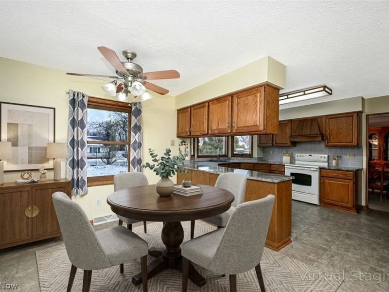 2138 Forest Oak Drive, Akron, OH 44312 Photo 20