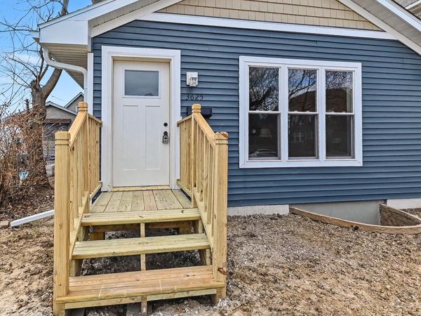 3625 E Somers AVENUE, Cudahy, WI 53110