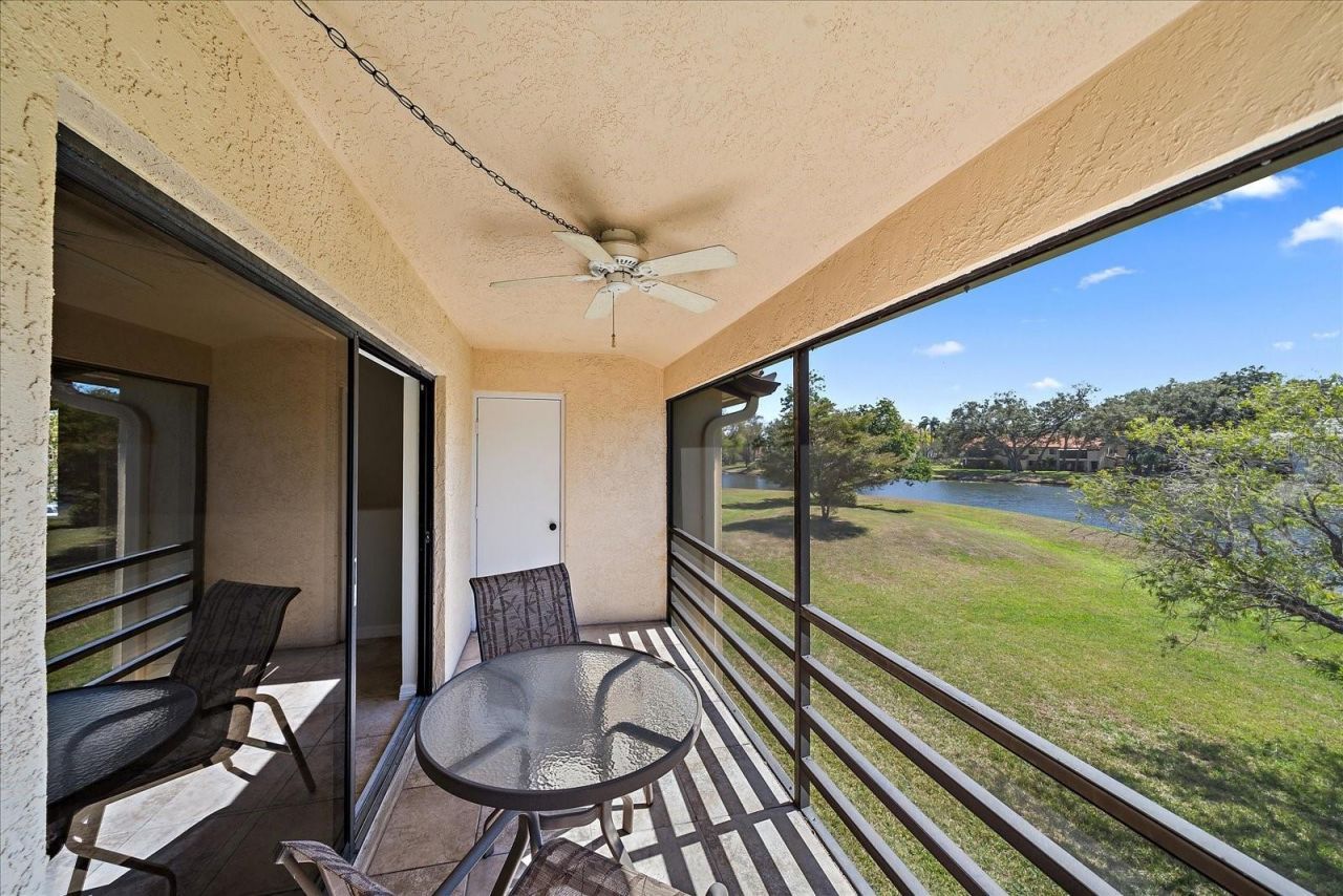 5654 Gardens Drive, Sarasota, FL 34243 Photo