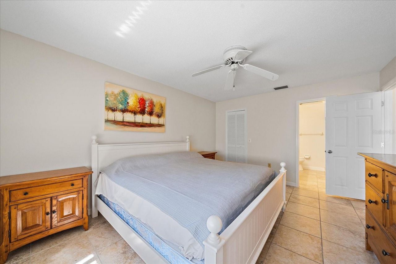 5654 Gardens Drive, Sarasota, FL 34243 Photo