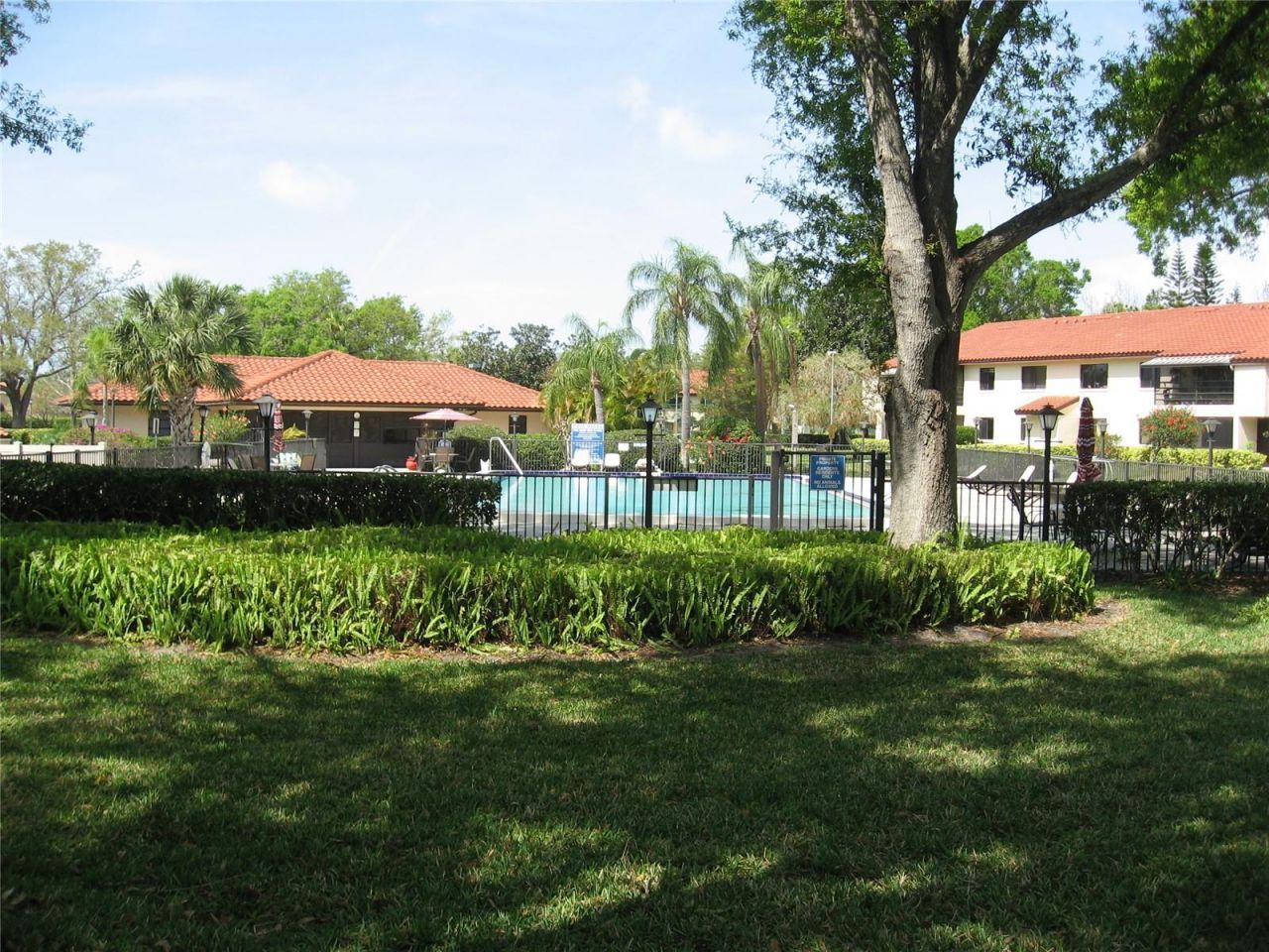 5654 Gardens Drive, Sarasota, FL 34243 Photo