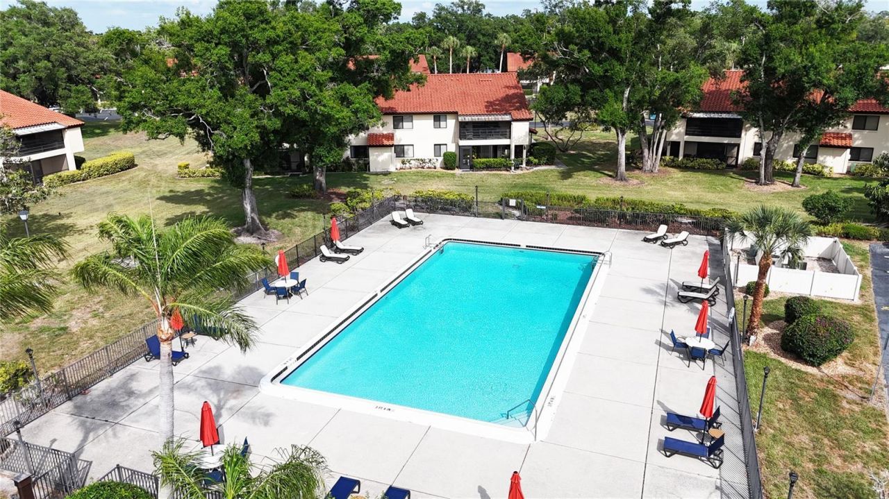 5654 Gardens Drive, Sarasota, FL 34243 Photo