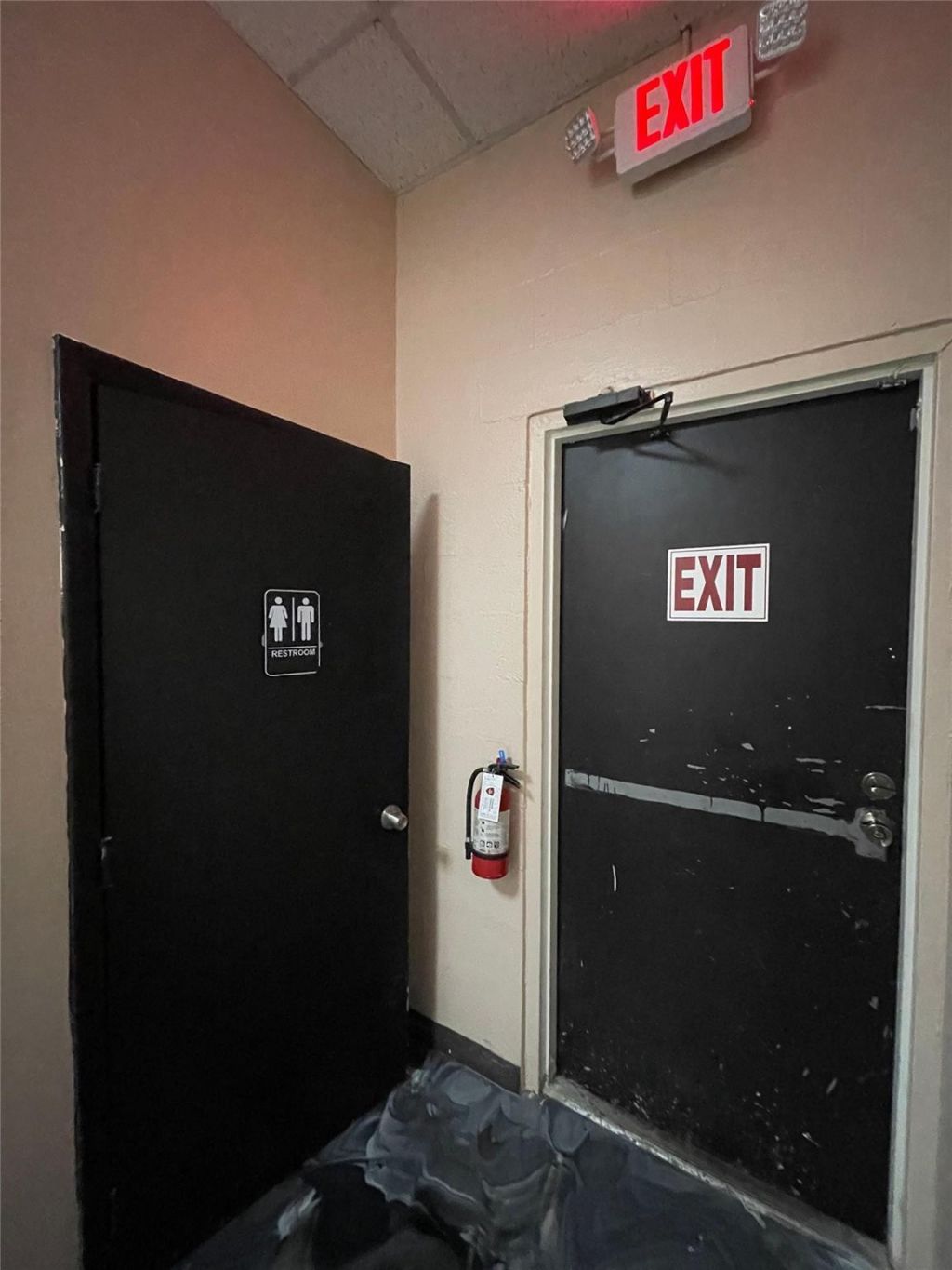 2900 State Road 7, Lauderdale Lakes, FL 33311 Photo